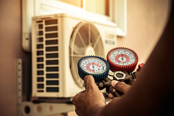 Professional Ductwork Repair technician working in Georgetown, MD
